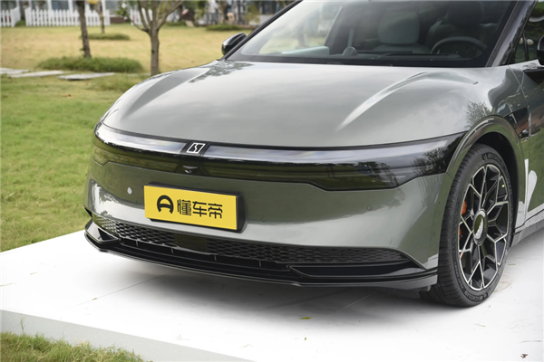 22.99万的极氪7X 拿什么打特斯拉和乐道?