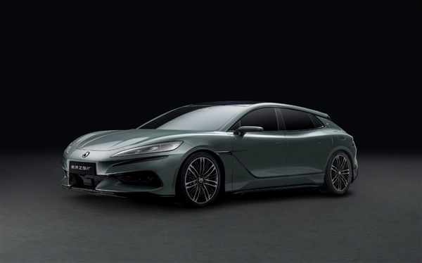 比亚迪腾势Z9GT上市2天大定破5000台!33.48万元起 平替保时捷