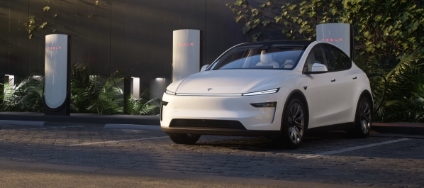 全球同步!特斯拉计划推出六座版Model Y:空间更大更实用