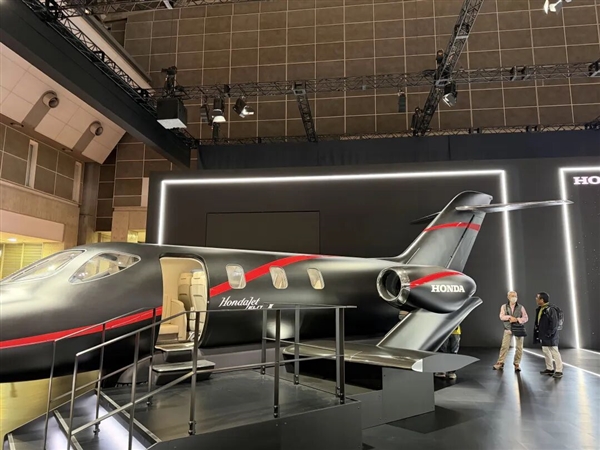 看了一堆抽象日系概念车 我差点就后悔来东京车展了