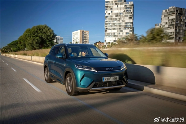 国内用户眼馋 比亚迪元UP DM-i欧洲发布:续航飙升至1000公里