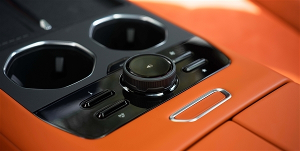 22.98万起 江铃福特智趣烈马上市：增程纯电双动力